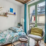 Joli studio grand et calme, Marais