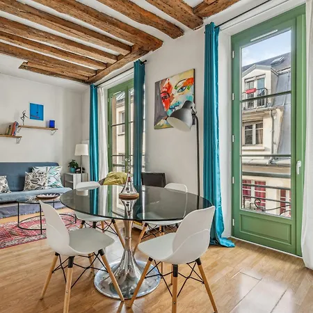 Appartamento Joli Grand Et Calme, Marais